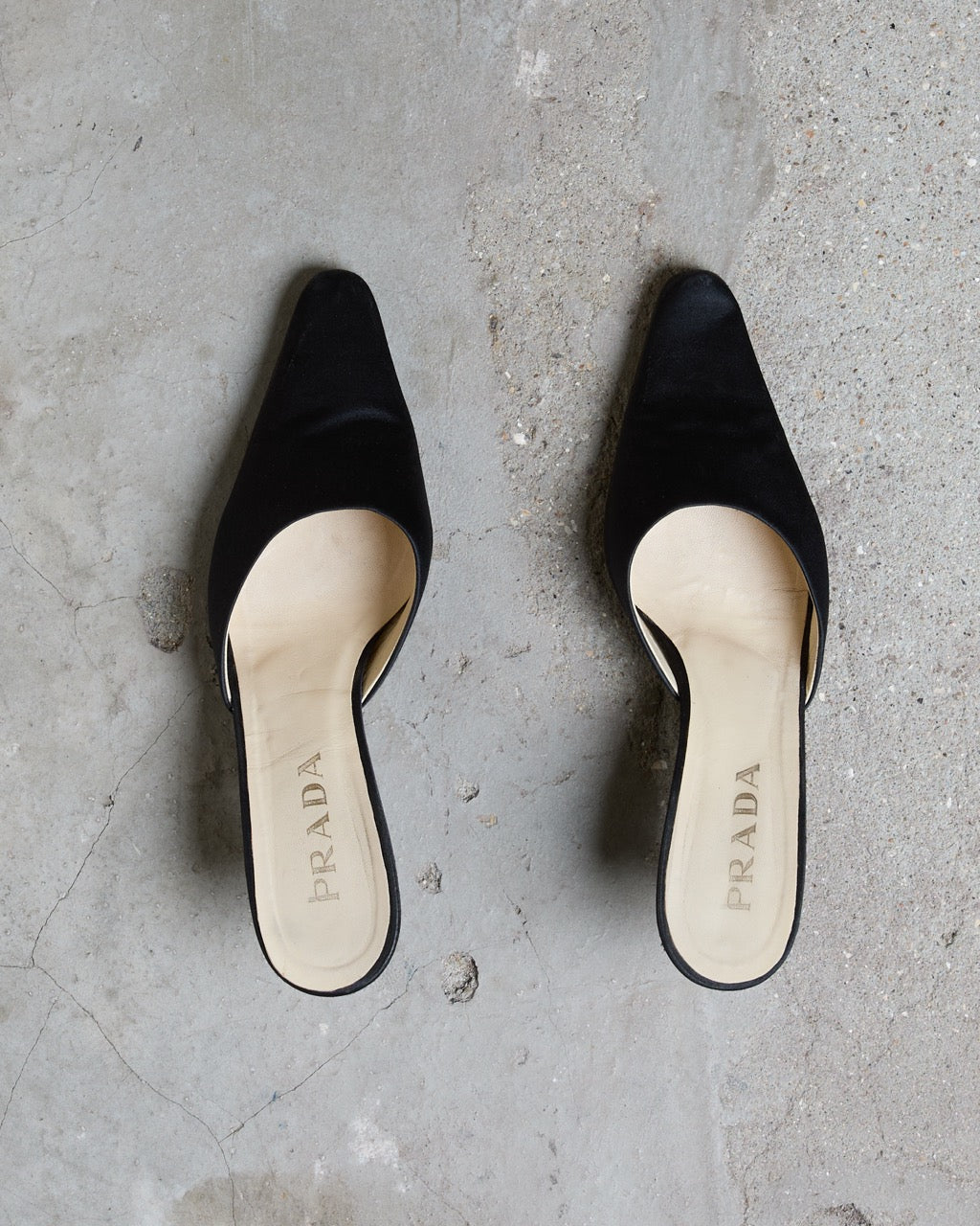 靴 Archive PRADA pointed toe leather mules Prada Satin Mules – Winnow Archive
