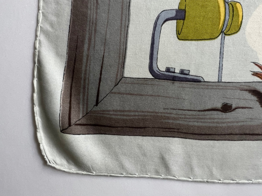 HERMÈS — LES OISEAUX DES CHAMPS ET DES BOIS SILK SCARF